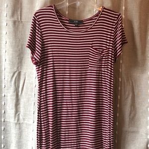 Burgundy striped dress🛍
